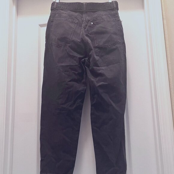 H & M-High Waisted Mom Jeans-Black Distressed Size 4 -Cotton Blend-Belted-Trend - Picture 9 of 15